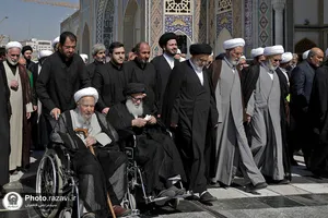 تشییع پیکر همسر آیت الله مرتضوی در حرم مطهر رضوی