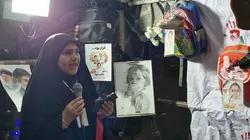 نمایش کبوتران مینابی در کمال شهر روی صحنه رفت