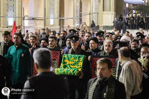 حضور کاروان سفیران امام رئوف علیه&zwnj;السلام در ابتدای مسیر پیاده&zwnj;روی زائران اربعین در نجف اشرف
