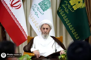 نشست صمیمانه آیت الله العظمی جعفرسبحانی با اساتید و طلاب مدرسه عالی فقاهت عالم آل محمد (ع)