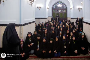 اعتکاف دانش&zwnj;آموزان دختر مدارس امام رضا علیه&zwnj;السلام در حرم مطهر رضوی