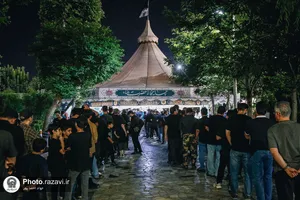 حرم مطهر رضوی در شب تاسوعای حسینی