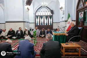 تقدیر از استاد سید مرتضی سادات فاطمی در حرم مطهر رضوی