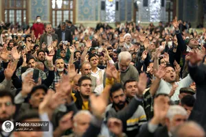 حال و هوای حرم مطهر رضوی در شب ولادت امام حسین(علیه&zwnj;السلام)