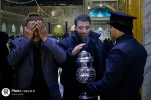 حال و هوای حرم مطهر رضوی در شب شهادت امام هادی علیه السلام 