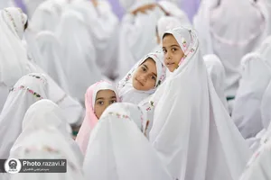 &laquo;پرواز پروانه&zwnj;ها&raquo; در حرم مطهر امام رئوف