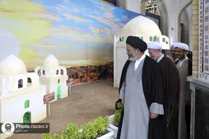 بازدید نماینده ولی&zwnj;فقیه در امور حج و زیارت از نمایشگاه &laquo;در آستان بقیع&raquo;
