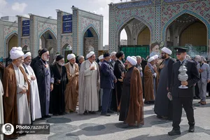 تشییع پیکر حجت&zwnj;الاسلام والمسلمین حسین صادقی در حرم مطهر رضوی