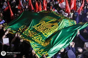 حضور کاروان سفیران امام رئوف علیه&zwnj;السلام در ابتدای مسیر پیاده&zwnj;روی زائران اربعین در نجف اشرف
