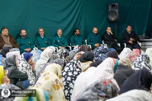 حضور خدام حرم مطهر رضوی در زندان مشهد