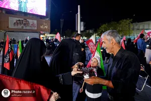 موکب جوانان رضوی در میدان دکتر شریعتی

