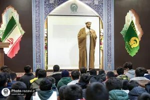 تشرف دانش آموزان استعداد درخشان مشهد به حرم مطهر رضوی
