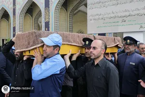 تشییع پیکر پاکبان مشهدی در حرم مطهر رضوی