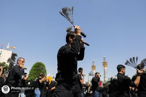 پیاده&zwnj;روی جاماندگان اربعین حسینی در مشهد