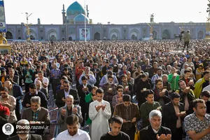 اقامه نماز عید سعید فطر در حرم مطهر رضوی - 2