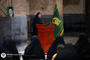 جلسه دفاع از پایان نامه دانشجویان دانشگاه امام رضا علیه&zwnj;السلام در حرم مطهر رضوی
