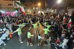 ضرب مرشد به یاد رهبر شهید در میدان شهرداری اهر نواخته شد