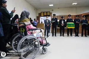 حضور خدام حرم مطهر رضوی در بیمارستان امید