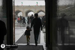 بارش برف در حرم مطهر رضوی