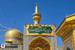 نصب کتیبه&zwnj; ولادت امام کاظم علیه&zwnj;السلام در حرم مطهر رضوی