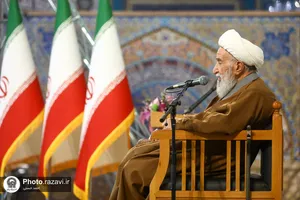 حرم مطهر رضوی در شب ولادت امام حسین(علیه&zwnj;السلام)