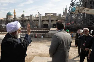 بازدید تولیت آستان قدس رضوی از پروژه جابه‌جایی گلدسته صحن جمهوری اسلامی
