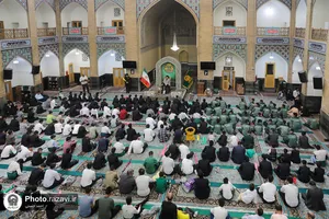 مراسم عید غدیر نوجوان خادم حرم مطهر رضوی
