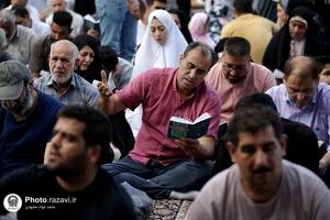 قرائت دعای پرفیض عرفه در حرم مطهر رضوی-2