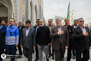 تشییع پیکر رضا فخریان در حرم مطهر رضوی