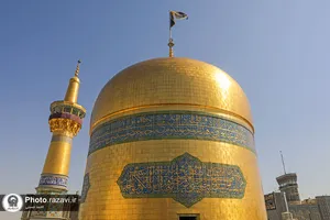 شستشوی گنبد مطهر رضوی در آستانه شهادت حضرت رضا(علیه&zwnj;السلام)