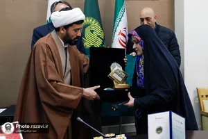 اهدای مدال قهرمانی کشتی به حرم مطهر رضوی