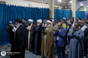 حضور تولیت آستان قدس رضوی در مسجد جامع خرمشهر