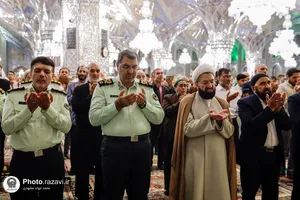 اقامه نماز عید سعید قربان در حرم مطهر رضوی-١