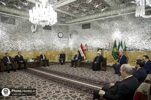 دیدار نخست وزیر عراق با تولیت آستان قدس رضوی