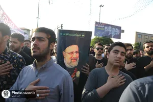 اجتماع مردم مشهد در پی شهادت رئیس جمهور و جمعی از مسئولان-1