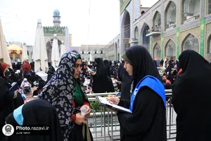 نظرسنجی و افکارسنجی از زائران همزمان با دهه کرامت