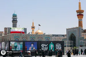 آماده&zwnj;سازی حرم مطهر رضوی در آستانه تشییع رهبر شهید انقلاب