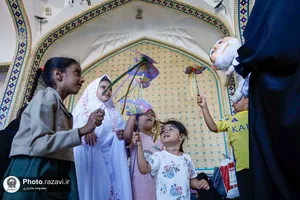 ایستگاه کبوترانه عید غدیر در حرم مطهر رضوی