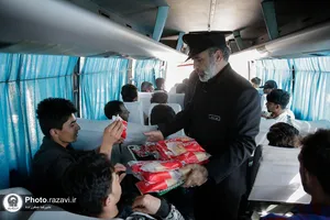 پذیرایی از مهاجران افغانستانی در مرز دوغارون