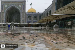 بارش اولین برف پاییزی 1401 در حرم مطهر رضوی