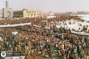 حرم مطهر رضوی؛ کانون انقلاب در مشهد-1