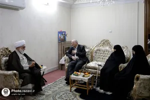 دیدار تولیت آستان قدس رضوی با خانواده معظم شهدا