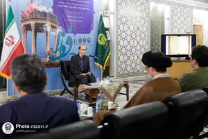 رونمایی از نسخه خطی 500 ساله دیوان حافظ شیرازی در حرم مطهر رضوی