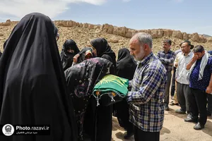 حضور خدام و کارکنان آستان قدس رضوی در مراسم سالگرد ارتحال امام خمینی(ره)