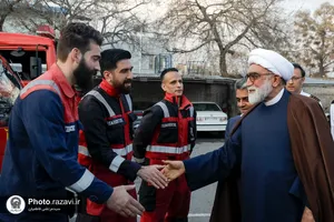 بازدید تولیت آستان قدس رضوی از  پایگاه آتش&zwnj;نشانی شماره ٢ مشهد