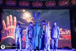 نمایش آیینی &laquo;قائد&raquo;