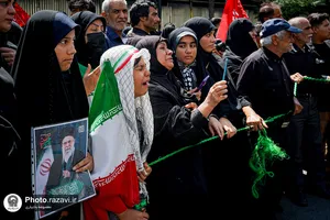 پیاده&zwnj;روی جاماندگان اربعین در مشهد -۱