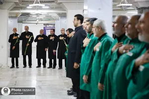غبارروبی مزار شهدای عاشورایی حرم مطهر رضوی