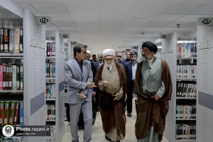 بازدید تولیت آستان قدس رضوی از کتابخانه مرکزی
