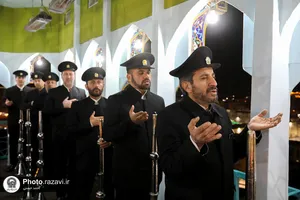 حال و هوای حرم مطهر رضوی در شب میلاد امام حسین علیه&zwnj;السلام